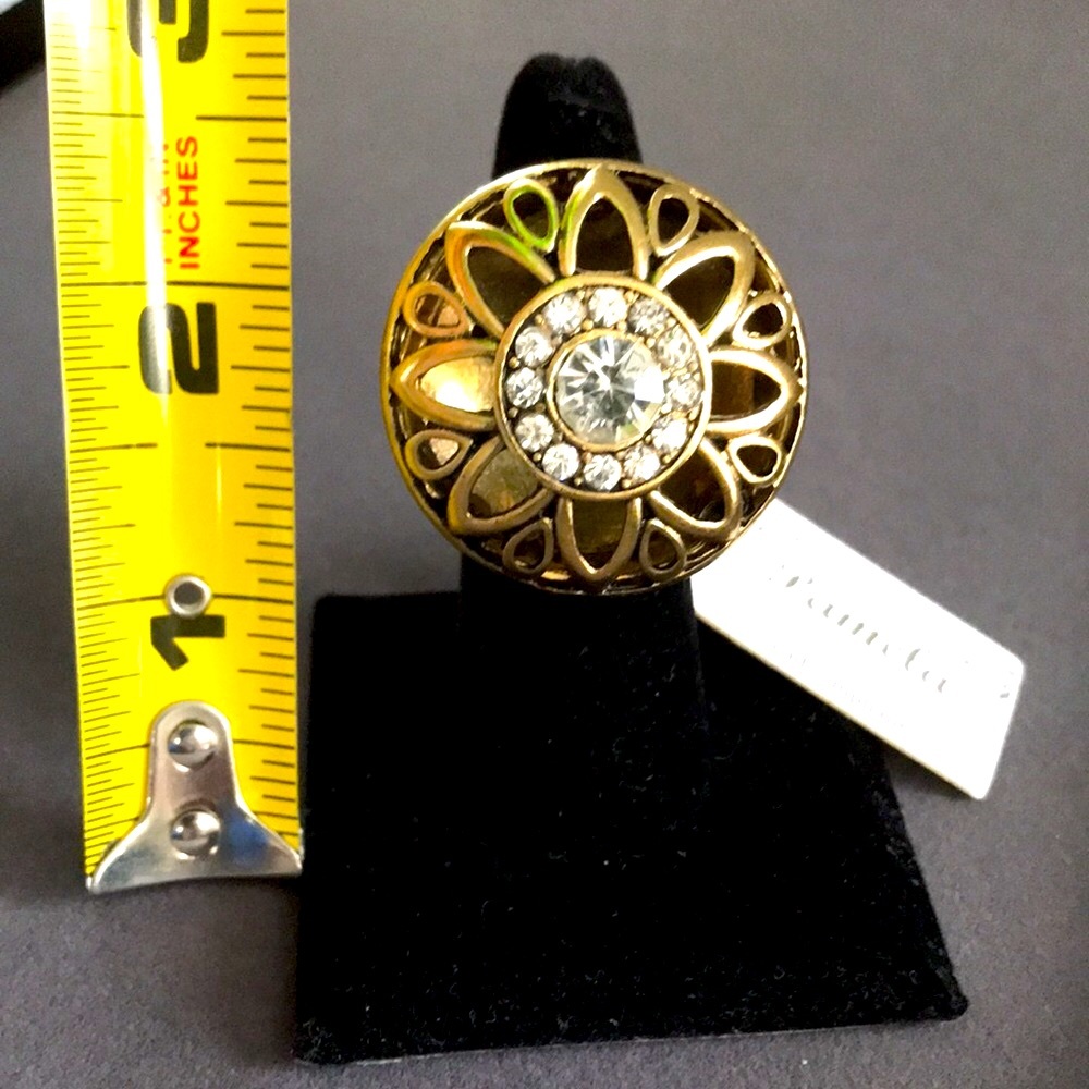 ‼️LAST DAY‼️ Open Metal Work Flower Rhinestone Stretch Ring - Picture 5 of 9